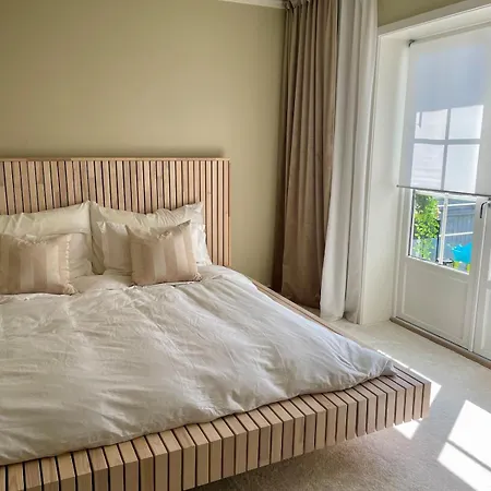 Modern And Apartment!